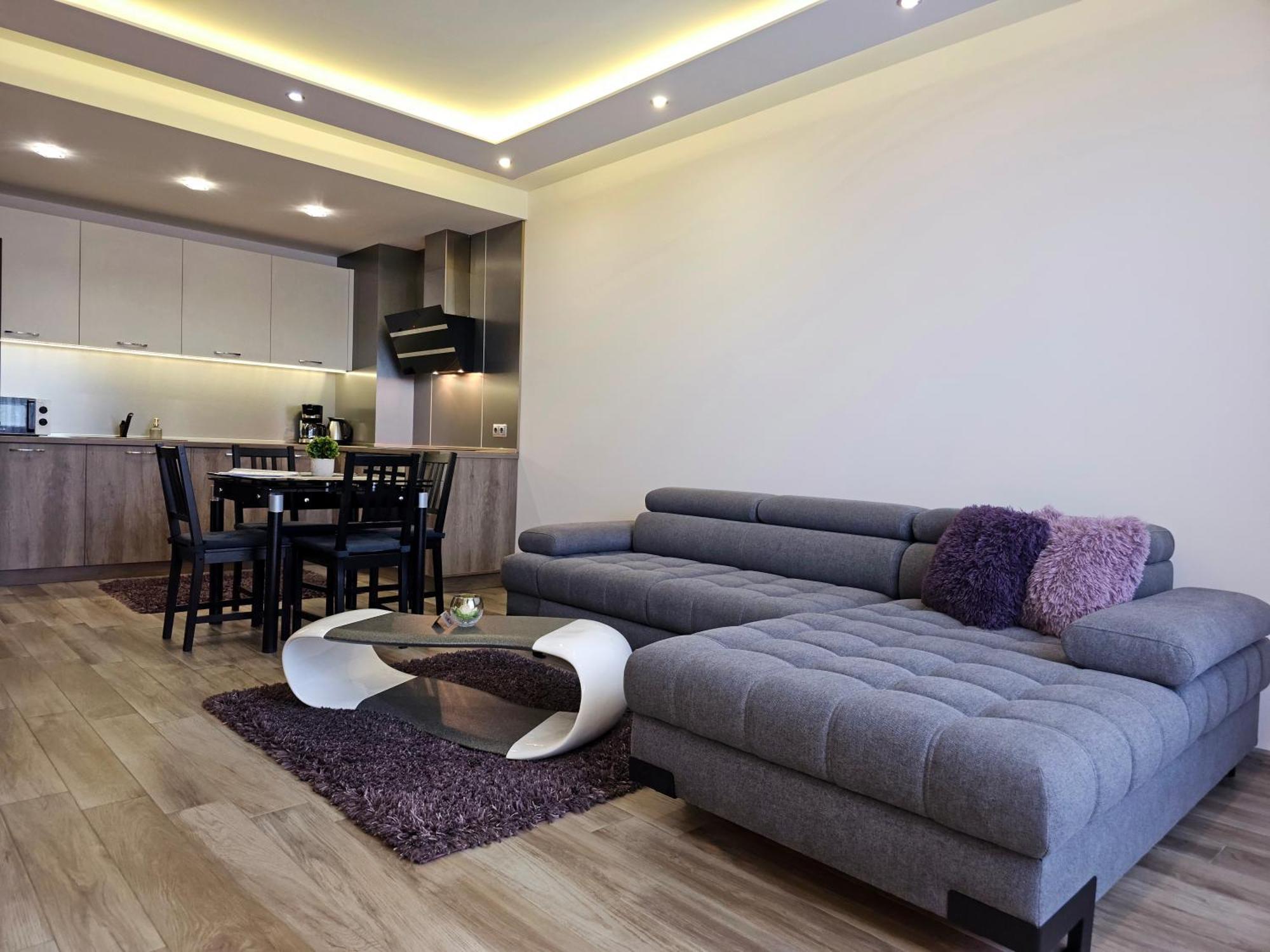 Apartments Cats Warna Exterior foto